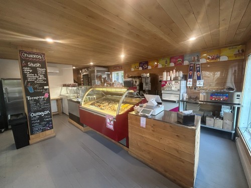Commerce - 543 Rue Principale, Sainte-Marcelline-De-Kildare, QC 