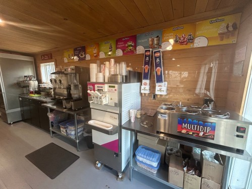 Commerce - 543 Rue Principale, Sainte-Marcelline-De-Kildare, QC 