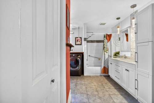Bathroom - 2161  - 2169 Rue Joliette, Montréal (Mercier/Hochelaga-Maisonneuve), QC 