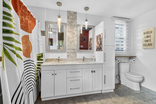 Bathroom - 2161  - 2169 Rue Joliette, Montréal (Mercier/Hochelaga-Maisonneuve), QC 