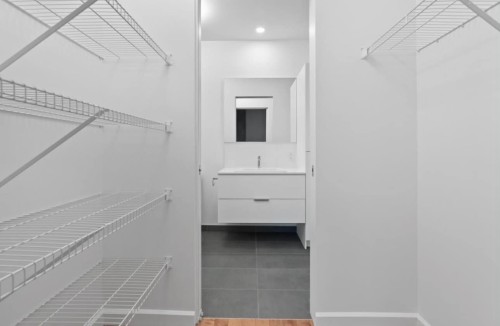 Salle de bains - 203-1180 Rue Louis-Adolphe-Robitaille, Québec (La Cité-Limoilou), QC 
