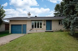 744 Rue Marie-Rollet Saint-Jean-Sur-Richelieu, QC J3B 4Y9