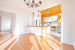 1540 Rue Decelles Montréal (Saint-Laurent), QC H4L 2E2