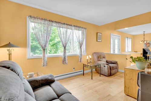 Salon - 2862  - 2864 1Er Rang De Doncaster, Val-David, QC 