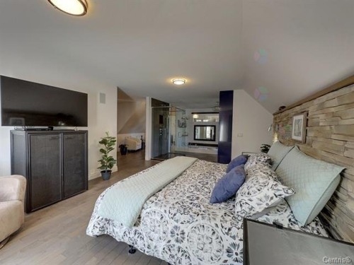 Chambre à coucher principale - 19 Av. Des Buses, Saint-Sauveur, QC 