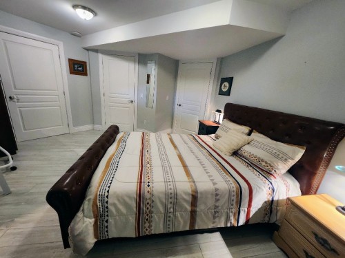 Chambre à coucher - 19 Av. Des Buses, Saint-Sauveur, QC 