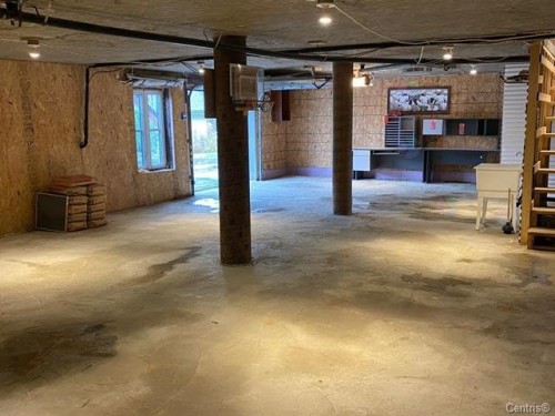 Intérieur - 19 Av. Des Buses, Saint-Sauveur, QC 