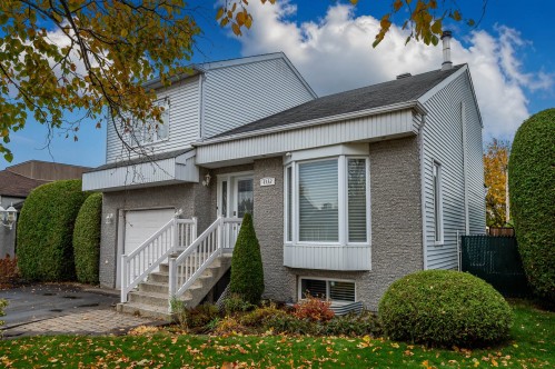 4532 Rue Des Fleurs — photo 3