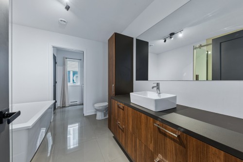 Salle de bains - 101-254 Rue William, Farnham, QC 