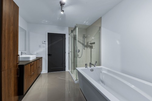 Salle de bains - 101-254 Rue William, Farnham, QC 