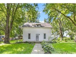 23028 DOHERTY Street Kent Bridge, ON N0P 1V0