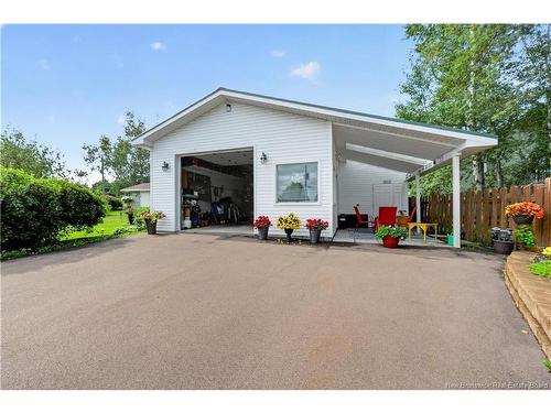 16 Briarlea Dr, Moncton, NB 