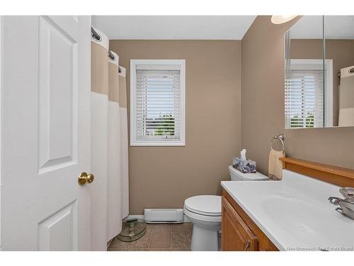 16 Briarlea Dr, Moncton, NB 