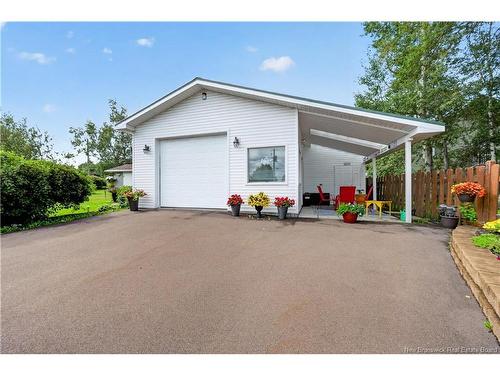16 Briarlea Dr, Moncton, NB 