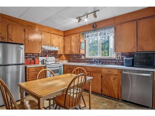 28 Marr Rd, Rothesay, NB 