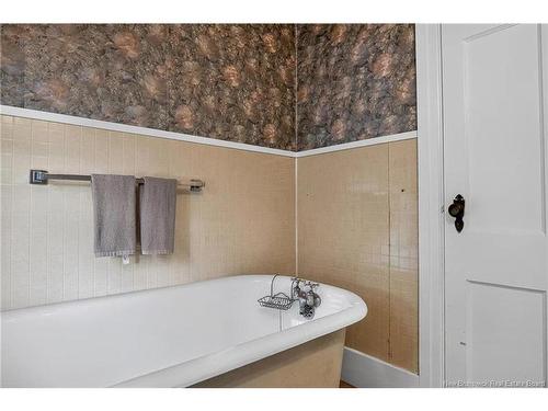 28 Marr Rd, Rothesay, NB 