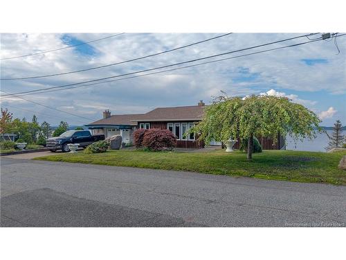 127 Bay Crescent Dr, Saint John, NB 