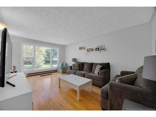 389 Hampton Rd, Quispamsis, NB 