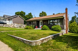 285 Rue Park  Brownsburg-Chatham, QC J8G 3A3