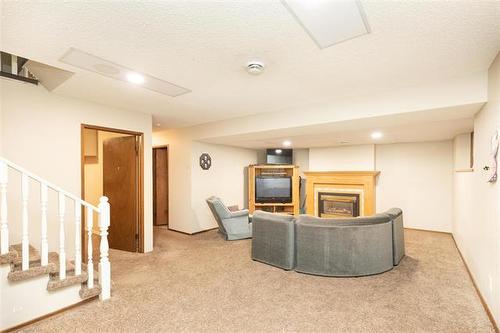 356 Kroeker Ave, Steinbach, MB 