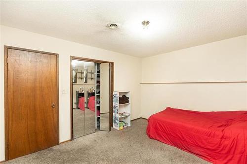 356 Kroeker Ave, Steinbach, MB 