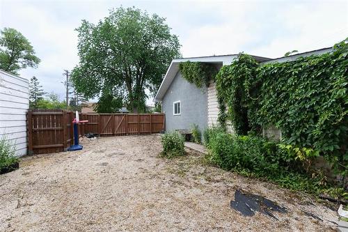 356 Kroeker Ave, Steinbach, MB 