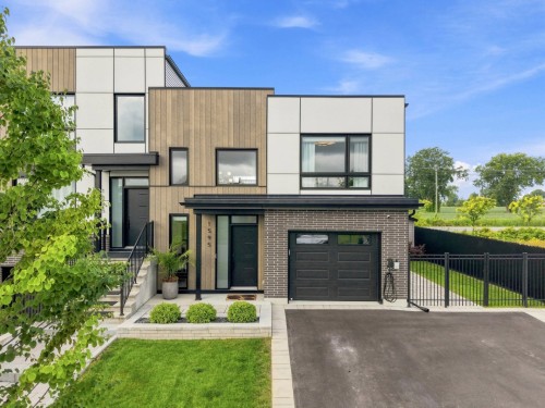 1595 Av. Roland-Salvail  Saint-Hyacinthe, QC J2S 0M7