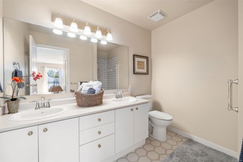 #403-275 First St, Duncan, BC 