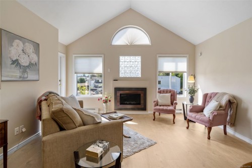 #403-275 First St, Duncan, BC 