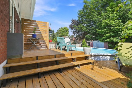 Terrasse - 2735 Rue Cornwall, Longueuil (Saint-Hubert), QC 