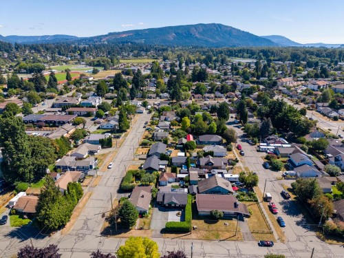 460 Bundock Ave, Duncan, BC 