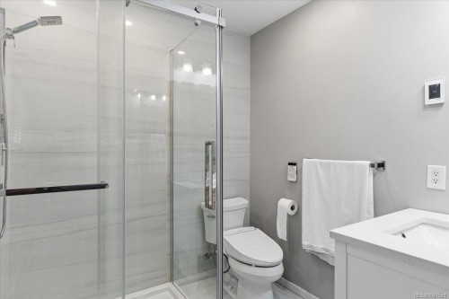 5579 Clipper Dr, Nanaimo, BC 