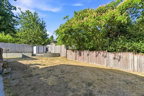 5579 Clipper Dr, Nanaimo, BC 