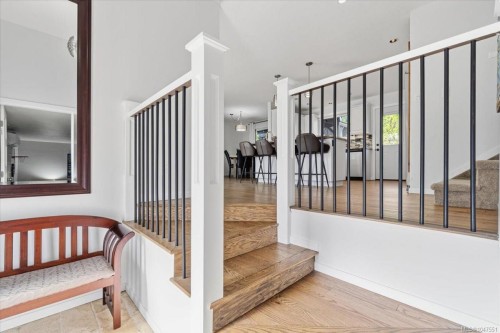 5579 Clipper Dr, Nanaimo, BC 