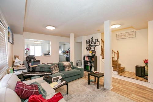 941 Mandolin Place, Mississauga, ON 
