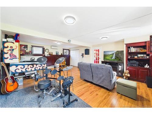 23 Pointe Aux Renards, Dieppe, NB 