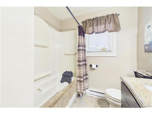 23 Pointe Aux Renards, Dieppe, NB 