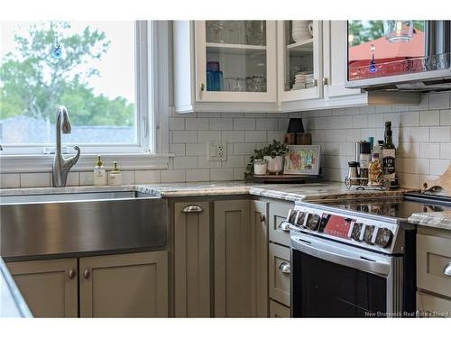 27 Runnymede Dr, Quispamsis, NB 