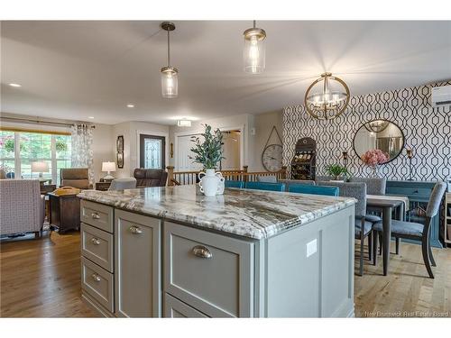 27 Runnymede Dr, Quispamsis, NB 