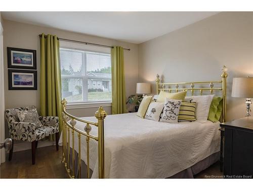 27 Runnymede Dr, Quispamsis, NB 