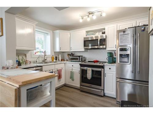 27 Runnymede Dr, Quispamsis, NB 