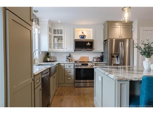 27 Runnymede Dr, Quispamsis, NB 