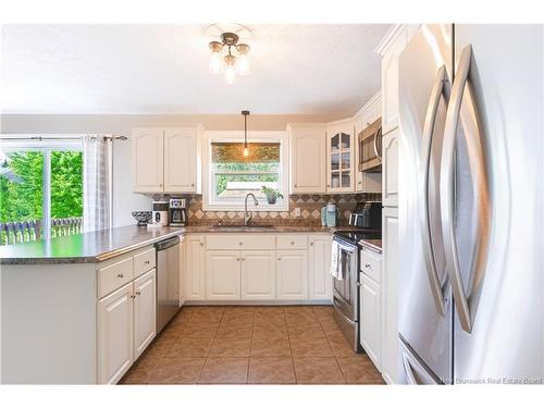 41 Rebecca Dr, Fredericton, NB 