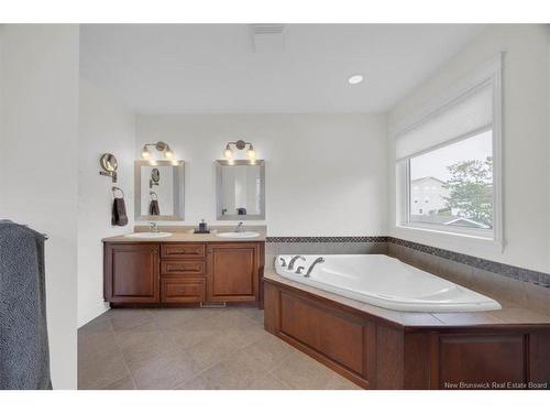 38 Shornecliff Dr, Quispamsis, NB 