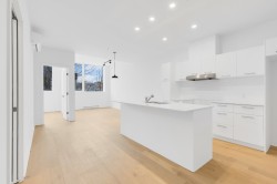104-5410 Av. Papineau Montréal (Le Plateau-Mont-Royal), QC H2H 1W2