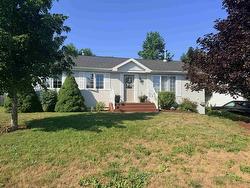 49 Townsend Street  Antigonish, NS B2G 2Y3