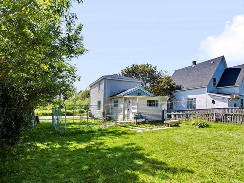 8 Lusby Street, Amherst, NS 