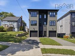 13B Central Avenue  Fairview, NS B3N 2H2