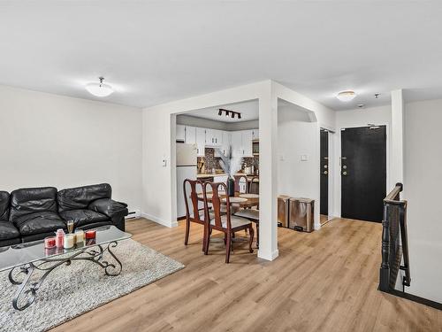 101 75 Collins Grove  Dartmouth, NS B2W 6B3