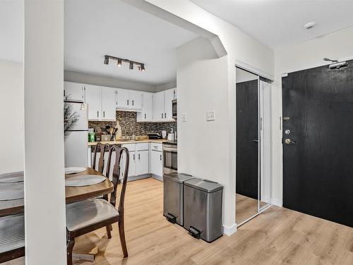 101 75 Collins Grove, Dartmouth, NS 